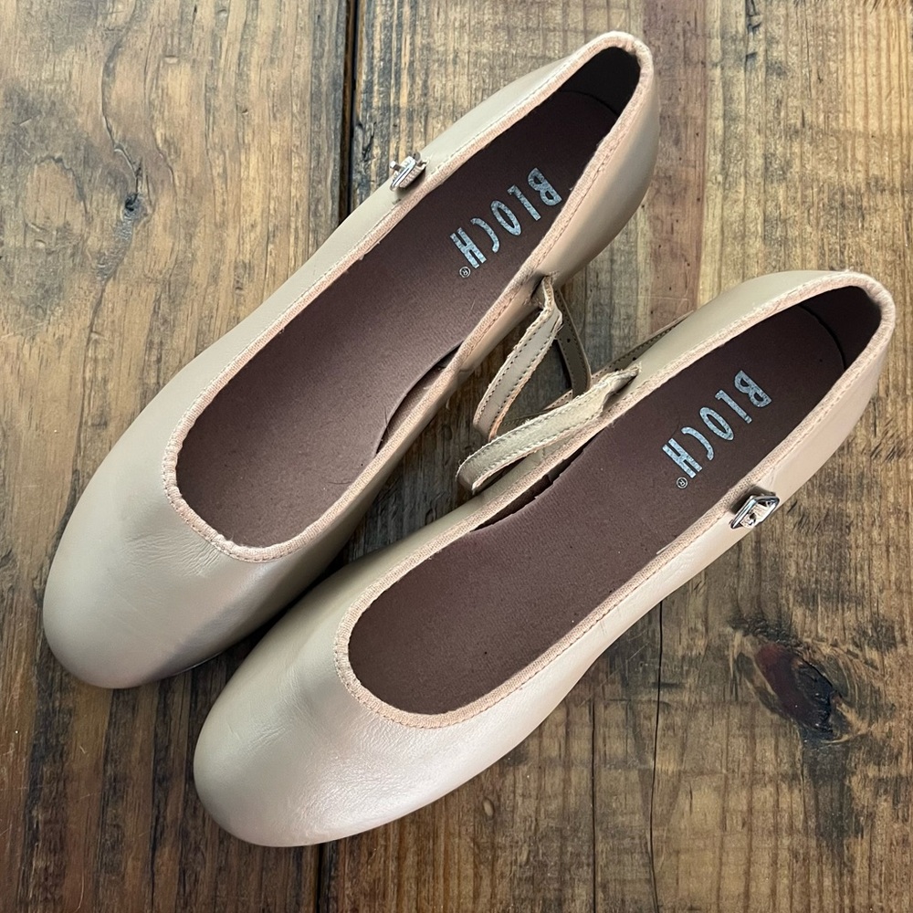 BLOCH Ladies Tap-On Leather Heeled Tap Shoes 9.5 Nude Musical Theatre Dance